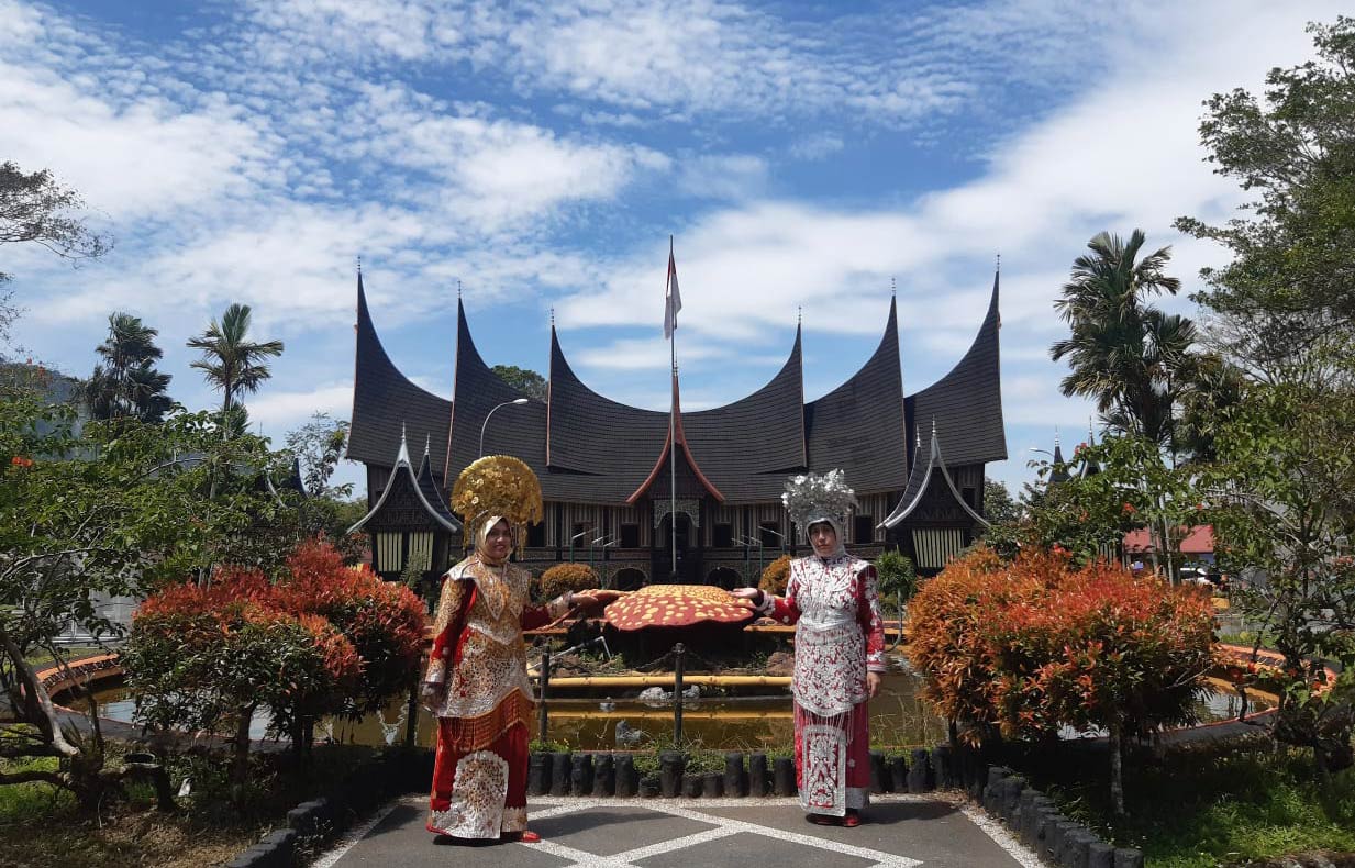 Pakej Tour Sumatera Barat 4 Hari 3 Malam